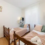 Porto Apartman *
